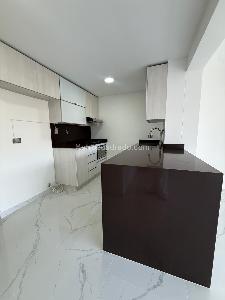 Apartamento de 3 alcobas en venta en Loma De Los Bernal, Medellín, 80 m² · foto 2 de 13