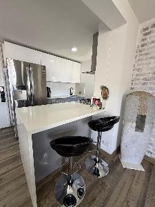 Apartamento de 2 alcobas en venta en Loma De Los Bernal, Medellín, 68 m² · foto 8 de 14