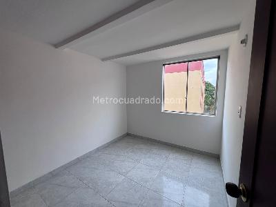 Apartamento de 3 alcobas en venta en Oasis De Comfandi, Cali, 53 m² · foto 9 de 13