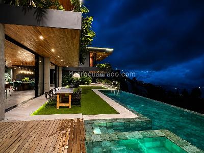 Casa de 5 alcobas en venta en Norteamerica, Bello, 631 m² · foto 2 de 13