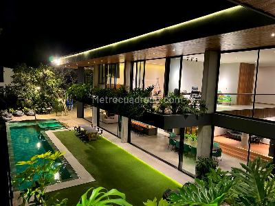 Casa de 5 alcobas en venta en Norteamerica, Bello, 631 m² · foto 3 de 13