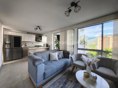 Apartamento de 3 alcobas en venta en La Cuenca, Envigado, 66 m² · foto 1 de 20
