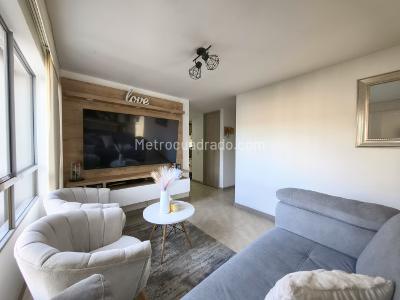 Apartamento de 3 alcobas en venta en La Cuenca, Envigado, 66 m² · foto 10 de 20