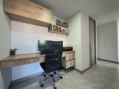 Apartamento de 3 alcobas en venta en La Cuenca, Envigado, 66 m² · foto 15 de 20