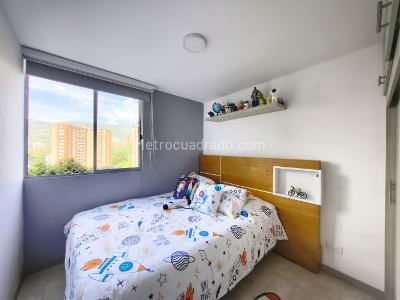 Apartamento de 3 alcobas en venta en La Cuenca, Envigado, 66 m² · foto 18 de 20