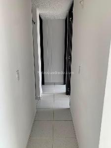 Apartamento de 3 alcobas en venta en Tierra Buena, Bogotá, 47 m² · foto 4 de 7