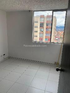 Apartamento de 3 alcobas en venta en Tierra Buena, Bogotá, 47 m² · foto 6 de 7
