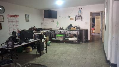 Casa de 5 alcobas en venta en El Cedro, Cali, 280 m² · foto 4 de 5