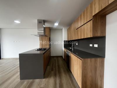 Apartamento en venta en Los Colores, Medellín · foto 5 de 20
