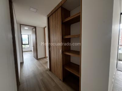 Apartamento en venta en Los Colores, Medellín · foto 9 de 20
