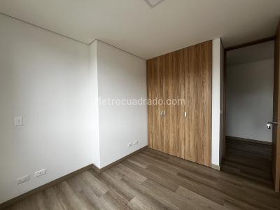 Apartamento en venta en Los Colores, Medellín · foto 11 de 20