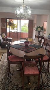 Apartamento de 4 alcobas en venta en Laureles, Medellín, 153 m² · foto 2 de 14