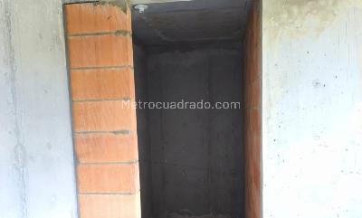 Apartamento de 2 alcobas en venta en Cuatro Esquinas, Rionegro, 50 m² · foto 10 de 14