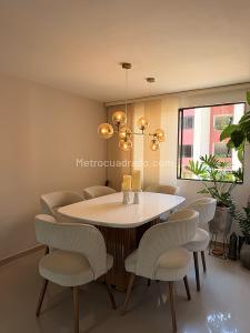 Apartamento de 3 alcobas en venta en Quintas De Don Simon, Cali, 86 m² · foto 2 de 20