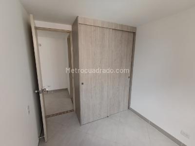 Apartamento en venta en San German, Medellín · foto 3 de 20