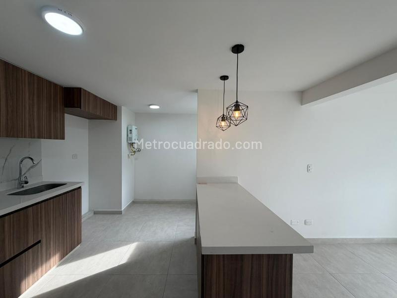 3BR Apartment in Santa Ana (52 m²) - 3