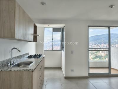Apartamento de 3 alcobas en venta en La Cuenca, Envigado, 66 m² · foto 6 de 20