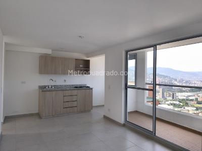 Apartamento de 3 alcobas en venta en La Cuenca, Envigado, 66 m² · foto 9 de 20