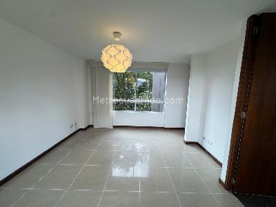 Apartamento de 3 alcobas en arriendo en El Poblado, Medellín, 117 m² · foto 10 de 18