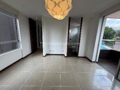 Apartamento de 3 alcobas en arriendo en El Poblado, Medellín, 117 m² · foto 13 de 18