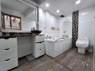 Apartamento en venta en La America, Medellín · foto 11 de 17