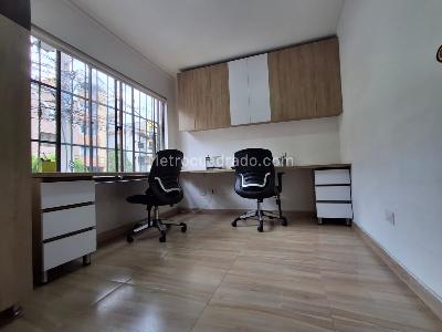Apartamento en venta en La America, Medellín · foto 9 de 17