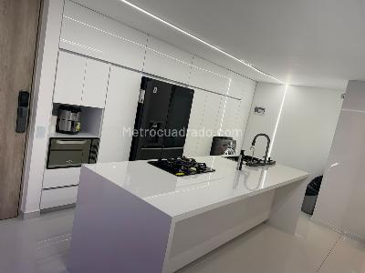 Apartamento de 3 alcobas en venta en Ciudad Del Rio, Medellín, 119 m² · foto 5 de 11