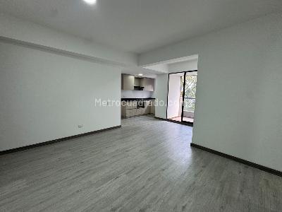 Apartamento en arriendo en Las Palmas, Medellín · foto 3 de 16