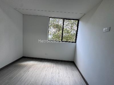 Apartamento en arriendo en Las Palmas, Medellín · foto 8 de 16