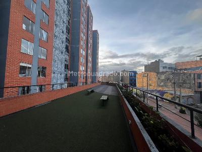 Apartamento de 3 alcobas en venta en Ciudad Techo 1, Bogotá, 57 m² · foto 16 de 20