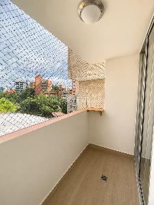 Apartamento de 3 alcobas en venta en Laureles, Medellín, 124 m² · foto 12 de 15
