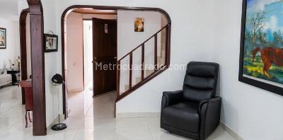 Casa de 3 alcobas en venta en Cañaveral, Floridablanca, 82 m² · foto 14 de 20