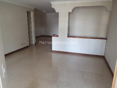 Apartamento de 4 alcobas en venta en Laureles, Medellín, 117 m² · foto 10 de 19