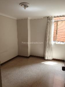 Apartamento de 4 alcobas en venta en Laureles, Medellín, 117 m² · foto 18 de 19