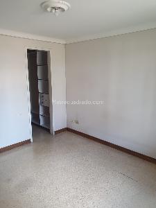 Apartamento de 4 alcobas en venta en Laureles, Medellín, 117 m² · foto 6 de 19