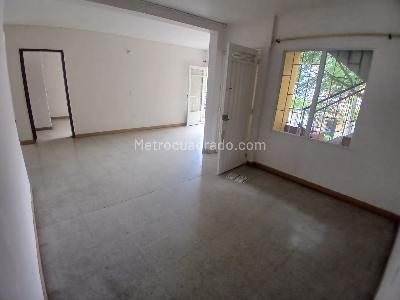 Casa de 5 alcobas en venta en Simon Bolivar, Medellín, 164 m² · foto 3 de 15