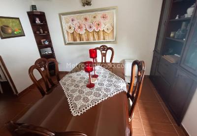 Casa de 3 alcobas en venta en El Recreo, Floridablanca, 158 m² · foto 4 de 20