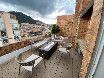 Apartamento de 3 alcobas en venta en Bella Suiza, Bogotá, 181 m² · foto 2 de 19