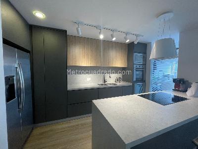 Apartamento de 3 alcobas en venta en Bella Suiza, Bogotá, 181 m² · foto 18 de 19