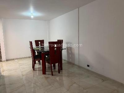 Casa de 3 alcobas en venta en Anillo Vial, Floridablanca, 69 m² · foto 6 de 19