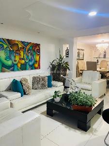 Casa de 5 alcobas en venta en Paseo De Los Almendros, Cali, 250 m² · foto 4 de 20