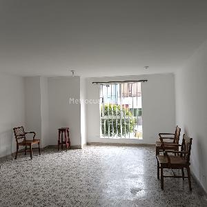 Apartamento en venta en Laureles, Medellín · foto 2 de 17