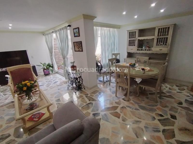Casa – Cali, Comuna 17 - Vista 5