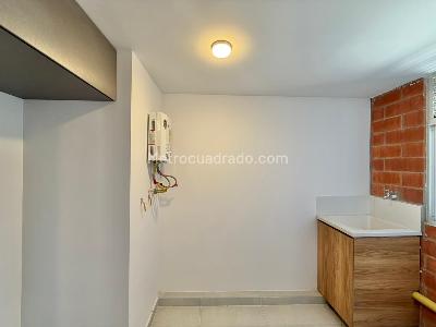 Apartamento de 2 alcobas en venta en San Jose Obrero, Bello, 54 m² · foto 10 de 10