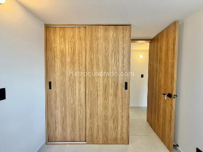 Apartamento de 2 alcobas en venta en San Jose Obrero, Bello, 54 m² · foto 7 de 10