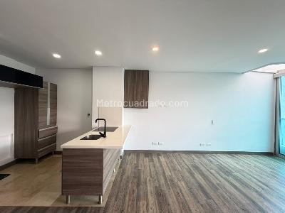 Apartamento de 1 alcoba en venta en Aves Maria, Sabaneta, 48 m² · foto 2 de 15