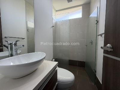 Apartamento de 1 alcoba en venta en Aves Maria, Sabaneta, 48 m² · foto 9 de 15