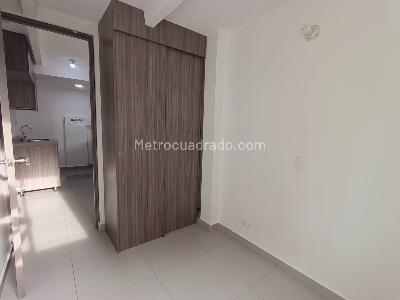 Apartamento en venta en Pajarito, Medellín · foto 5 de 10