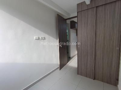 Apartamento en venta en Pajarito, Medellín · foto 6 de 10