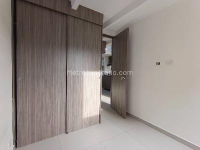 Apartamento en venta en Pajarito, Medellín · foto 7 de 10